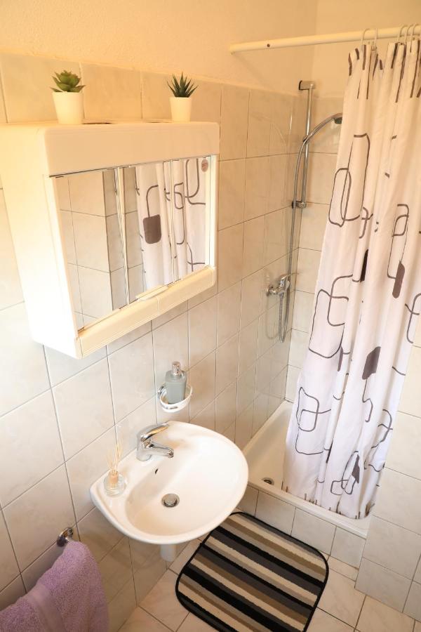 Apartmani Sarlija Pakostane Ngoại thất bức ảnh
